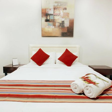 Omah Dasar Hotel Jakarta Buitenkant foto